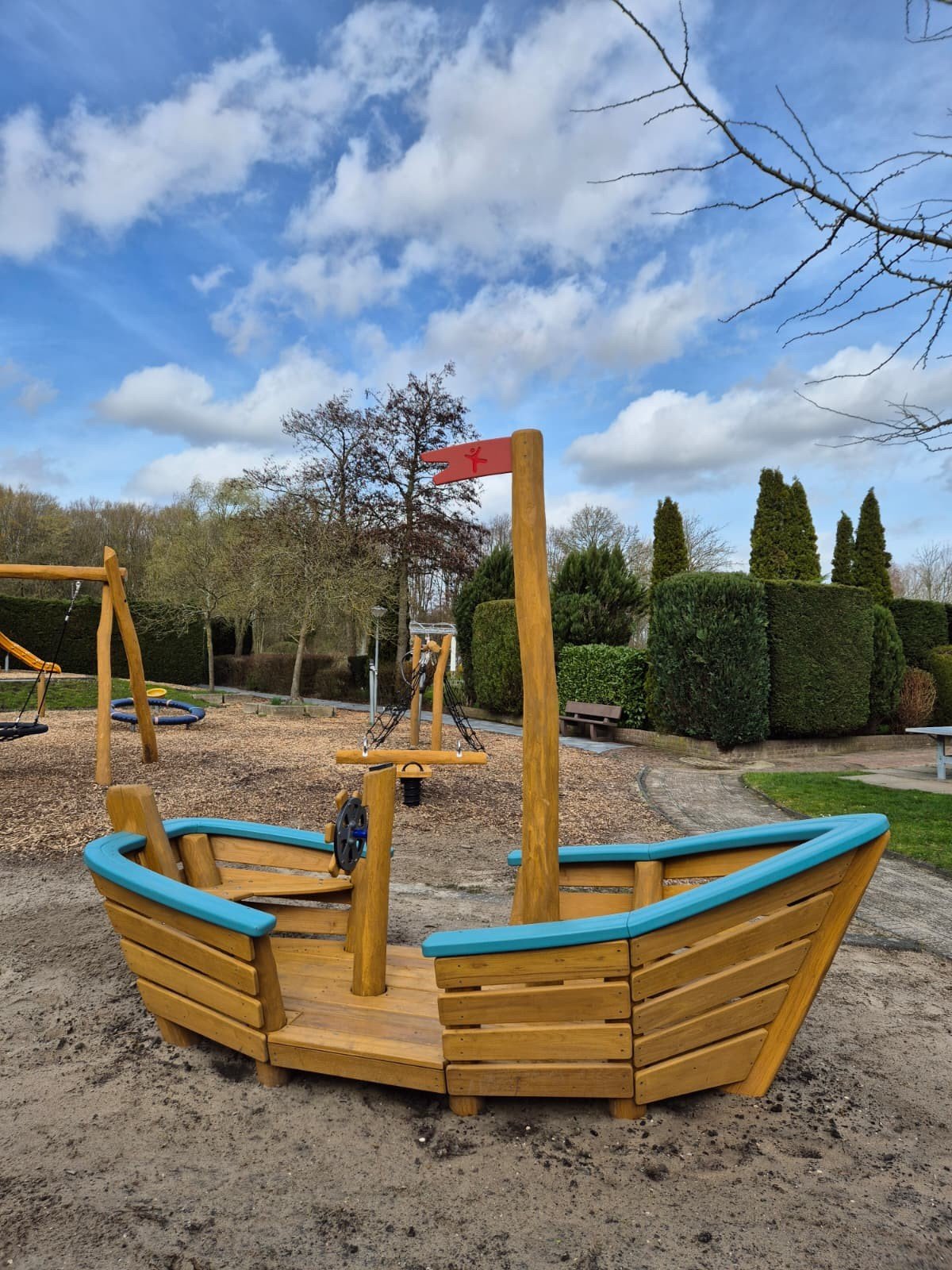 Speeltuin is vernieuwd op vakantiepark delftse hout in delft 4